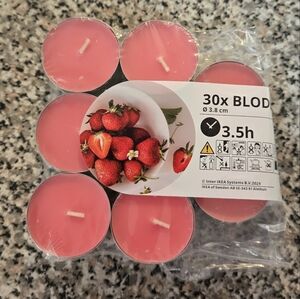 🍒🍒 Strawberry Scented Tealight Candles - Set of 16